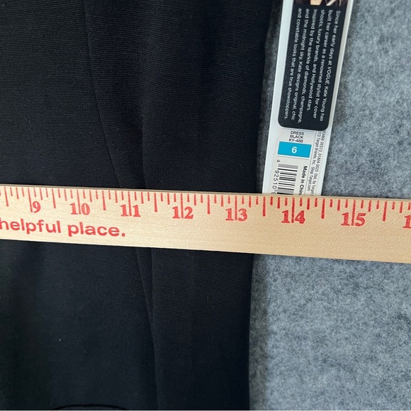 KATE YOUNG Black Ponte Cutout Back Fit & Flare Dress LBD Size 6 NWT - Picture 11 of 14